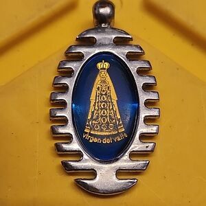 Religious Christianity Medal Virgen Del Valle Silver Tone Enamel